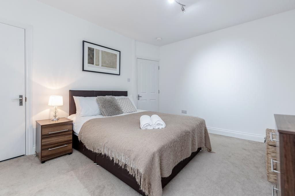 Royal Apartments - Heathrow Hillingdon Zewnętrze zdjęcie
