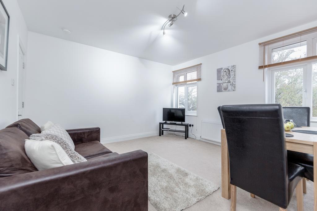 Royal Apartments - Heathrow Hillingdon Zewnętrze zdjęcie