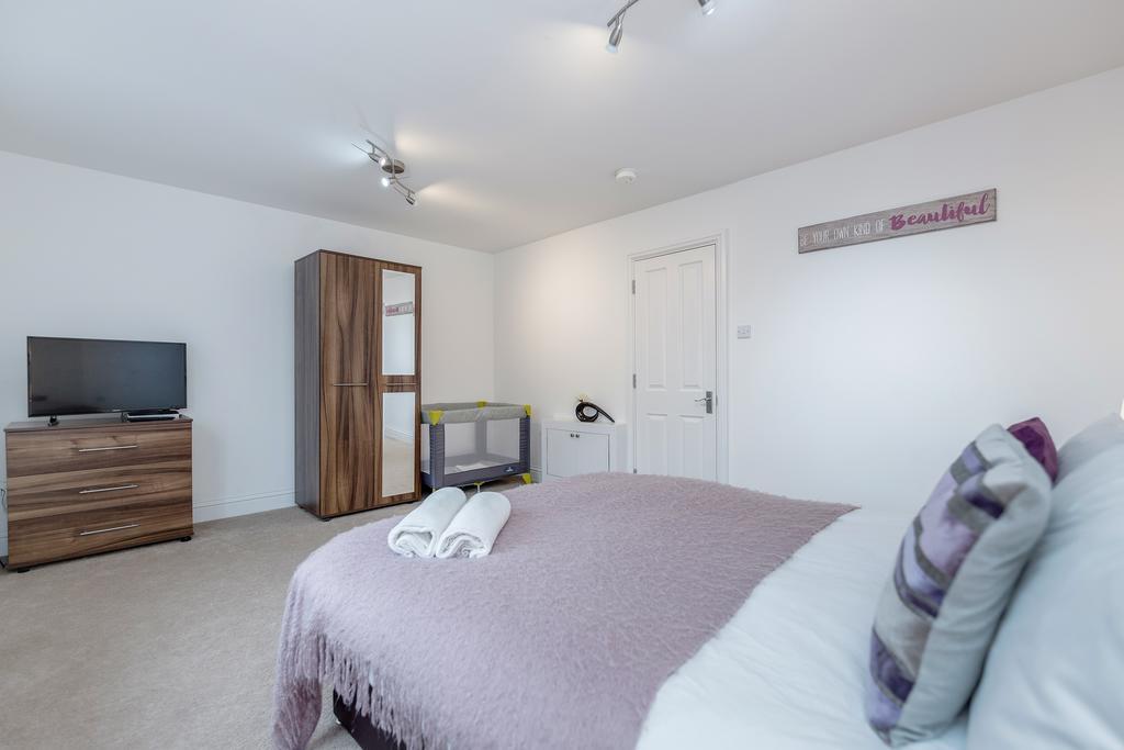 Royal Apartments - Heathrow Hillingdon Zewnętrze zdjęcie