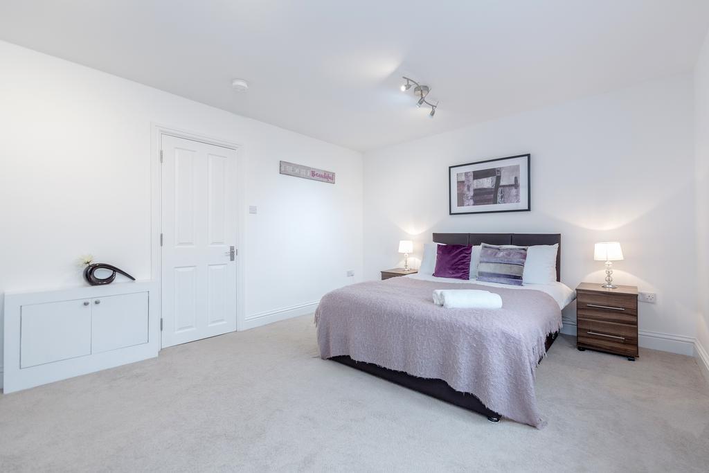 Royal Apartments - Heathrow Hillingdon Zewnętrze zdjęcie